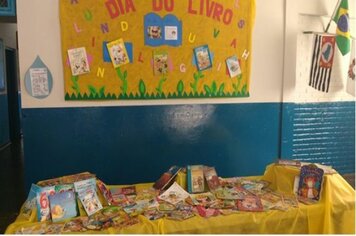 Foto - Dia 18 de abril – Dia do Livro Infantil